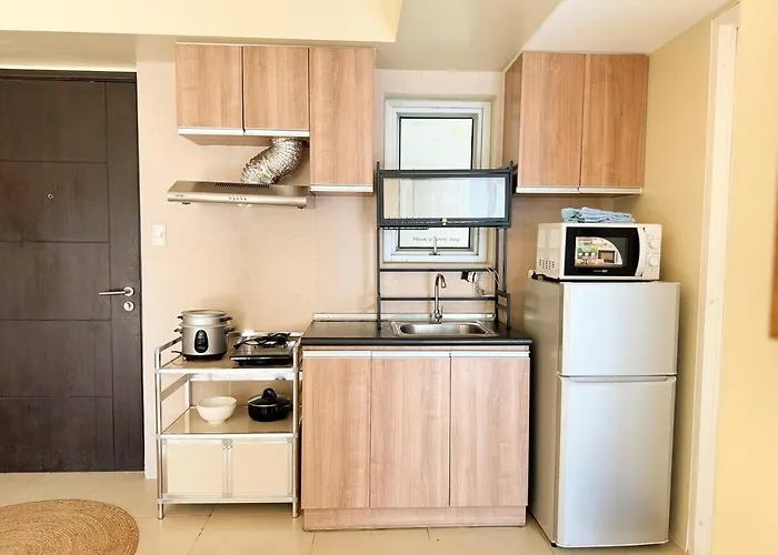 Bohemian Getaway 1 Bedroom By Livingroom Apartment Cebu